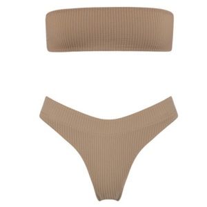 ISO Daria bikini in Medium or Small